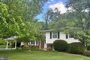 10 Caddy Ct, Derwood, MD 20855 - Photo 1