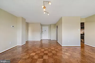1121 University Boulevard W #1207-B, Silver Spring, MD 20902 - Photo 3