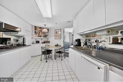 5600 Wisconsin Avenue #1-207, Chevy Chase, MD 20815 - Photo 9