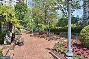 5600 Wisconsin Ave, Chevy Chase, MD 20815 - Photo 23