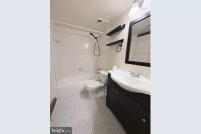 11405 Commonwealth Drive #11405, Rockville, MD 20852 - Photo 15