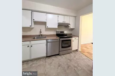 11405 Commonwealth Drive #11405, Rockville, MD 20852 - Photo 3