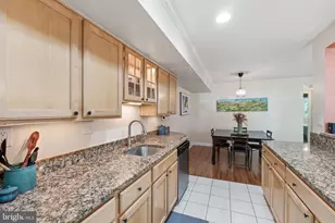 7541 Spring Lake Dr, Bethesda, MD 20817 - Photo 9