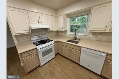 18428 Gardenia Way, Gaithersburg, MD 20879 - Photo 3