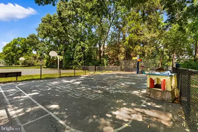 4800 Chevy Chase Drive #408, Chevy Chase, MD 20815 - Photo 19