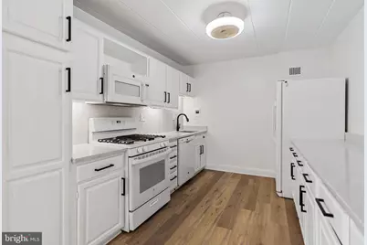 4800 Chevy Chase Drive #408, Chevy Chase, MD 20815 - Photo 11