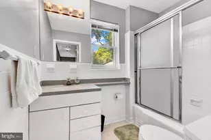 5829 Marbury Rd, Bethesda, MD 20817 - Photo 59