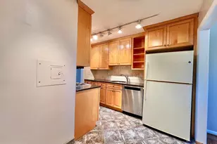 10500 Rockville Pike, Rockville, MD 20852 - Photo 7