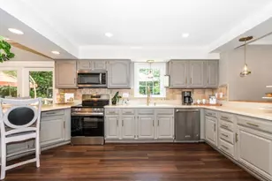 16017 Daven Pine Ct, Gaithersburg, MD 20878 - Photo 9