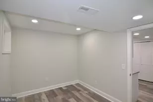 14011 Eagle Ct, Rockville, MD 20853 - Photo 27