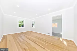 2714 Arvin St, Silver Spring, MD 20902 - Photo 9
