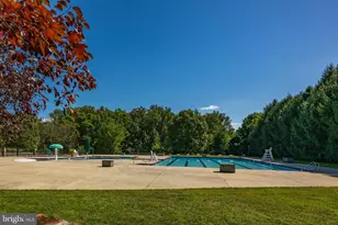 9646 Eagle Ridge Dr, Bethesda, MD 20817 - Photo 35