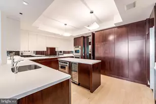5630 Wisconsin Ave, Chevy Chase, MD 20815 - Photo 23