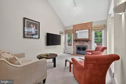 10139 Crestberry Place, Bethesda, MD 20817 - Photo 13