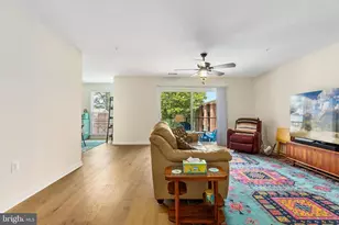 824 Quince Orchard Blvd, Gaithersburg, MD 20878 - Photo 5