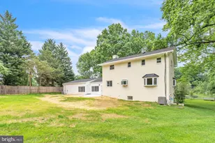10911 Chandler Rd, Potomac, MD 20854 - Photo 51