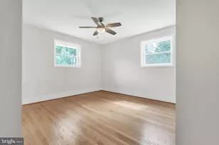 10911 Chandler Rd, Potomac, MD 20854 - Photo 33