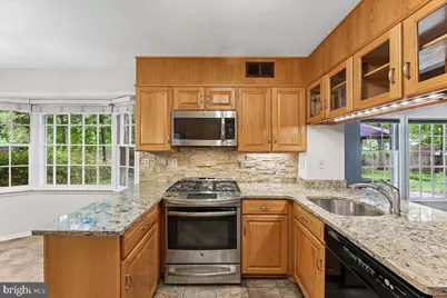 8700 Camille Drive, Potomac, MD 20854 - Photo 15