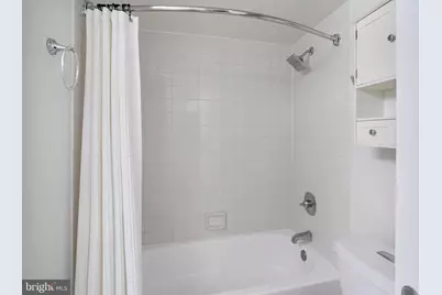 10101 Grosvenor Place #2008, Rockville, MD 20852 - Photo 9