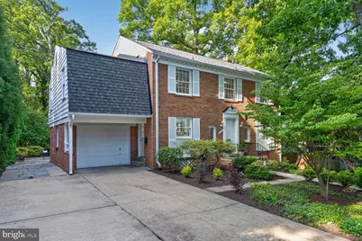 4722 Cumberland Avenue, Chevy Chase, MD 20815 - Photo 3