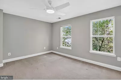 110 Elmcroft Boulevard, Rockville, MD 20850 - Photo 17