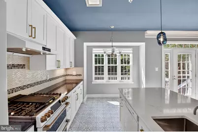 110 Elmcroft Boulevard, Rockville, MD 20850 - Photo 9