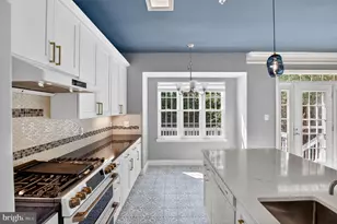110 Elmcroft Blvd, Rockville, MD 20850 - Photo 9