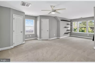110 Elmcroft Boulevard, Rockville, MD 20850 - Photo 15