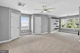 110 Elmcroft Blvd, Rockville, MD 20850 - Photo 15