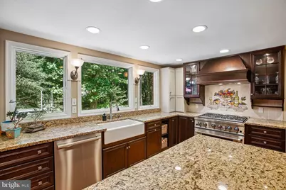 11303 Hounds Way, North Bethesda, MD 20852 - Photo 15