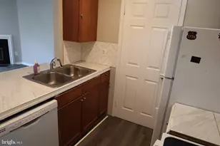 9709 Hellingly Pl, Gaithersburg, MD 20886 - Photo 15