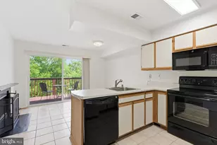 18315 Leman Lake Dr, Olney, MD 20832 - Photo 11