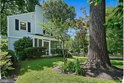 3414 Thornapple Street, Chevy Chase, MD 20815 - Photo 5