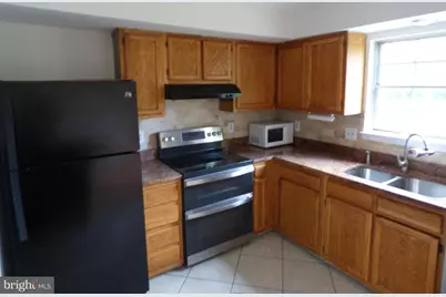 13422 Country Ridge Drive, Germantown, MD 20874 - Photo 3