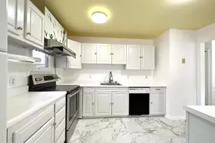 4 Renmark Ct, Gaithersburg, MD 20878 - Photo 3