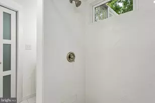 1106 Meurilee Ln, Silver Spring, MD 20901 - Photo 17