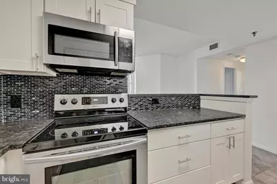 24 Courthouse Sq #807, Rockville, MD 20850 - Photo 5