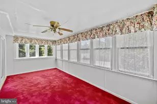 409 Hull Pl, Rockville, MD 20852 - Photo 13