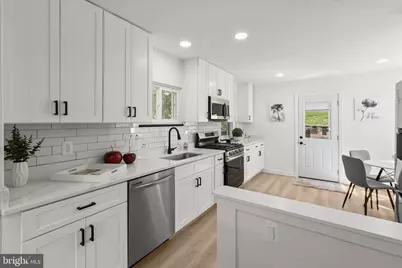 402 Elm Avenue, Takoma Park, MD 20912 - Photo 5