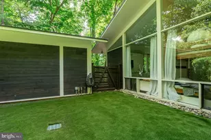 7201 Broxburn Dr, Bethesda, MD 20817 - Photo 45