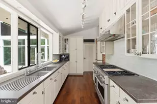 7201 Broxburn Dr, Bethesda, MD 20817 - Photo 11