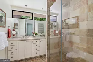 7201 Broxburn Dr, Bethesda, MD 20817 - Photo 29