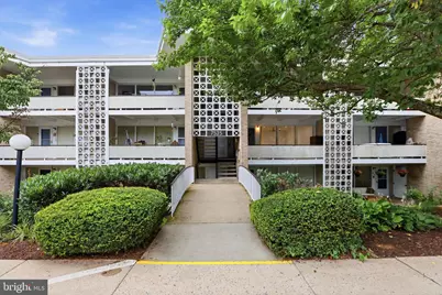 7525 Spring Lake Drive #C2, Bethesda, MD 20817 - Photo 5
