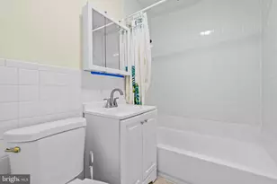 12200 Valleywood Dr, Silver Spring, MD 20902 - Photo 15