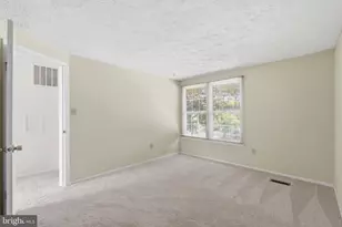 210 Curry Ford Ln, Gaithersburg, MD 20878 - Photo 23