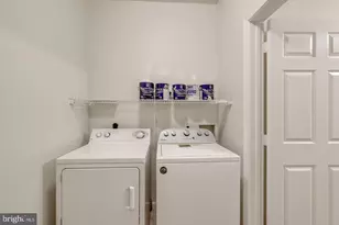 19620 Galway Bay Circle, Germantown, MD 20874 - Photo 9