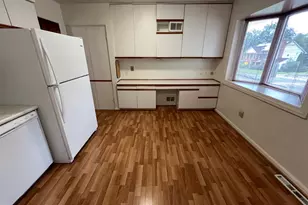 6411 E Halbert Rd, Bethesda, MD 20817 - Photo 3