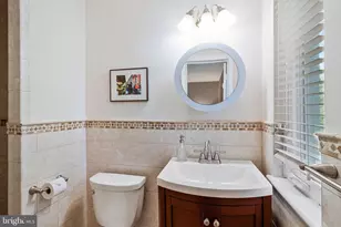 7411 Wyndale Ln, Chevy Chase, MD 20815 - Photo 33