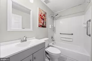 113 Bookham Ln, Gaithersburg, MD 20877 - Photo 17