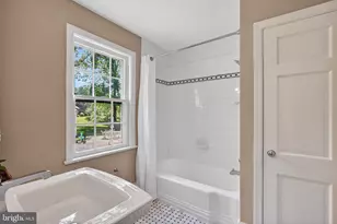 7504 Summit Ave, Chevy Chase, MD 20815 - Photo 31